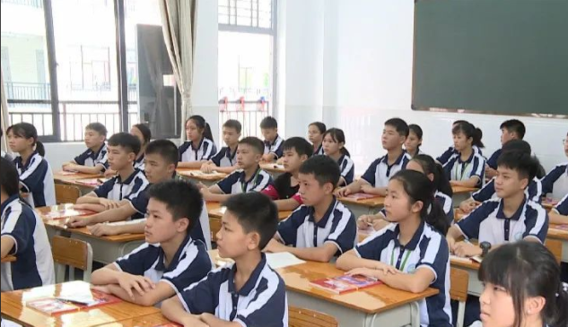 将所学知识转化为处理实践问题的能力切实守护好中小学生的心思健康