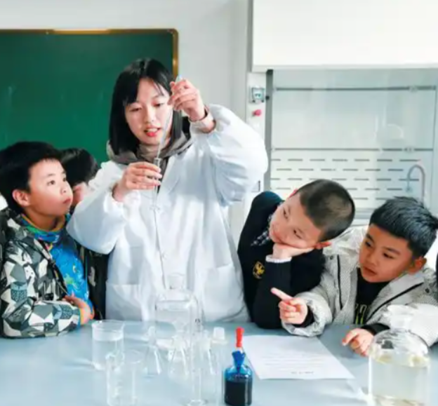 提质赋能让优质教育的阳光照亮每个孩子的生长之路