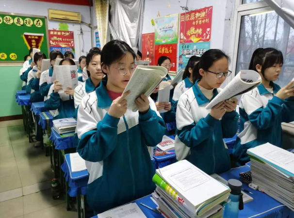 孩子们的睡觉无疑更重要学习模式的选择本可更多元和灵活