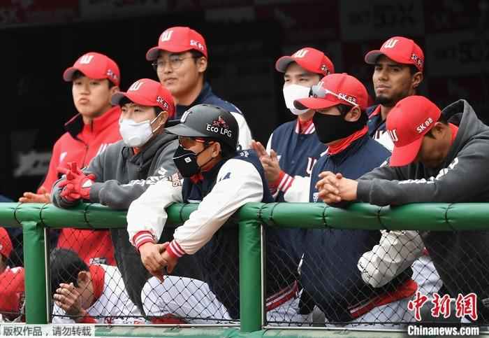 资料图为疫情下的韩国。 韩国新增67例新冠病例 为近一个月以来最大增幅